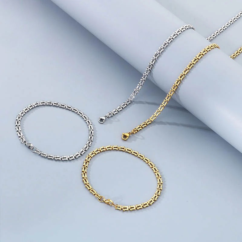 Box Link Chain Bracelet