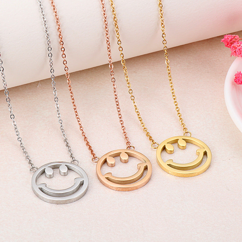 Classic Smile Round Hollow Pendant Stainless Steel Necklace Cute Smiley Collarbone Chain Titanium Steel Plated 18K Gold Jewelry