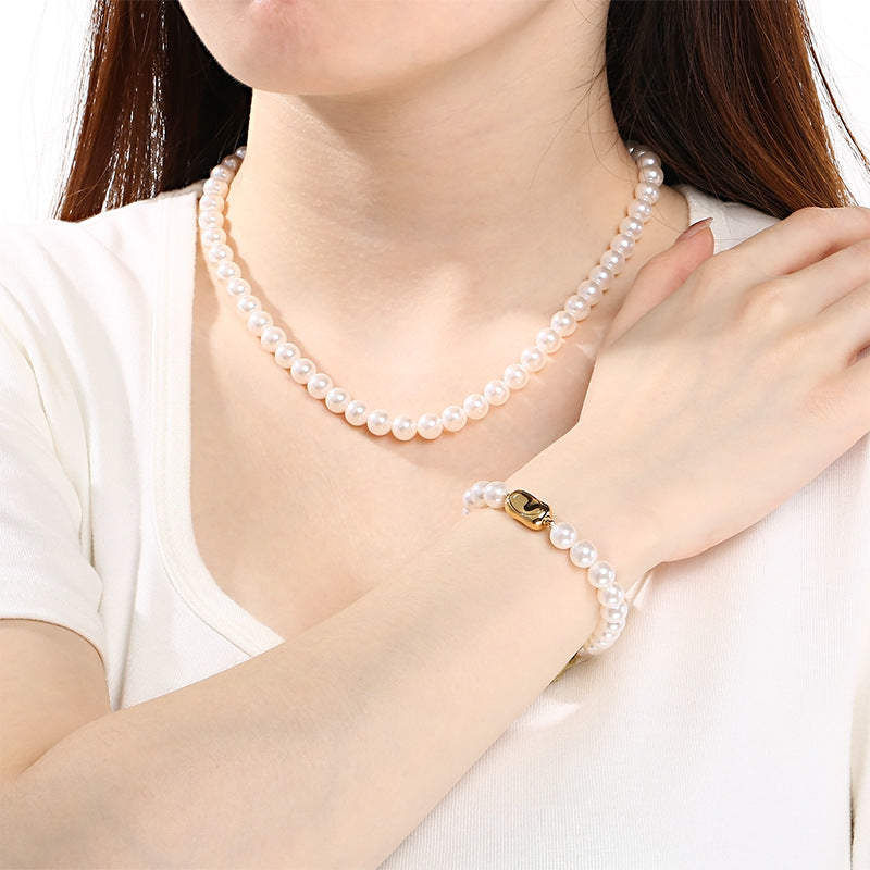 Classic Pearl Bead Necklace