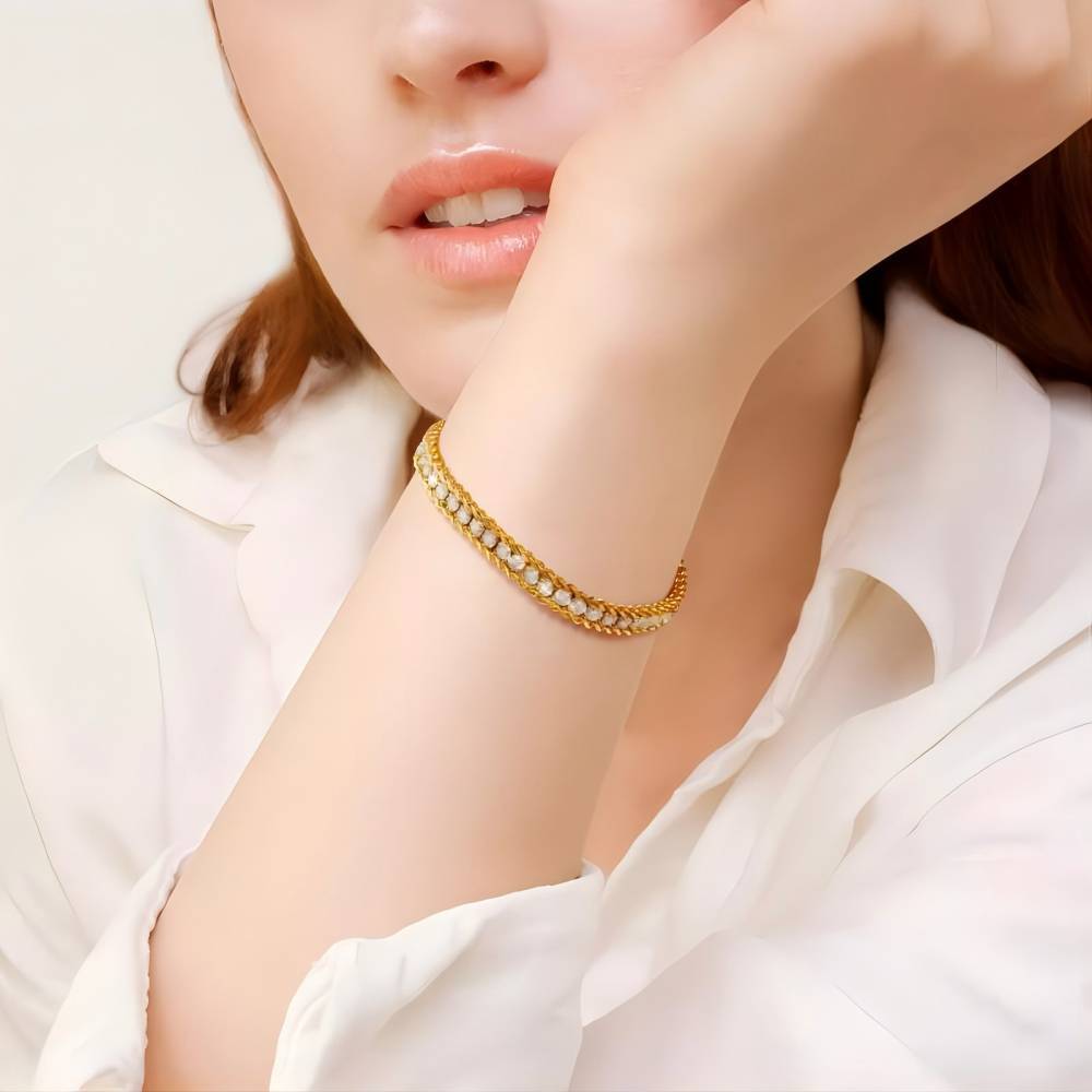 Cross-border explosion light luxury style full diamond zircon titanium steel bracelet women's versatile fashion temperament high-end stainless steel bracelet