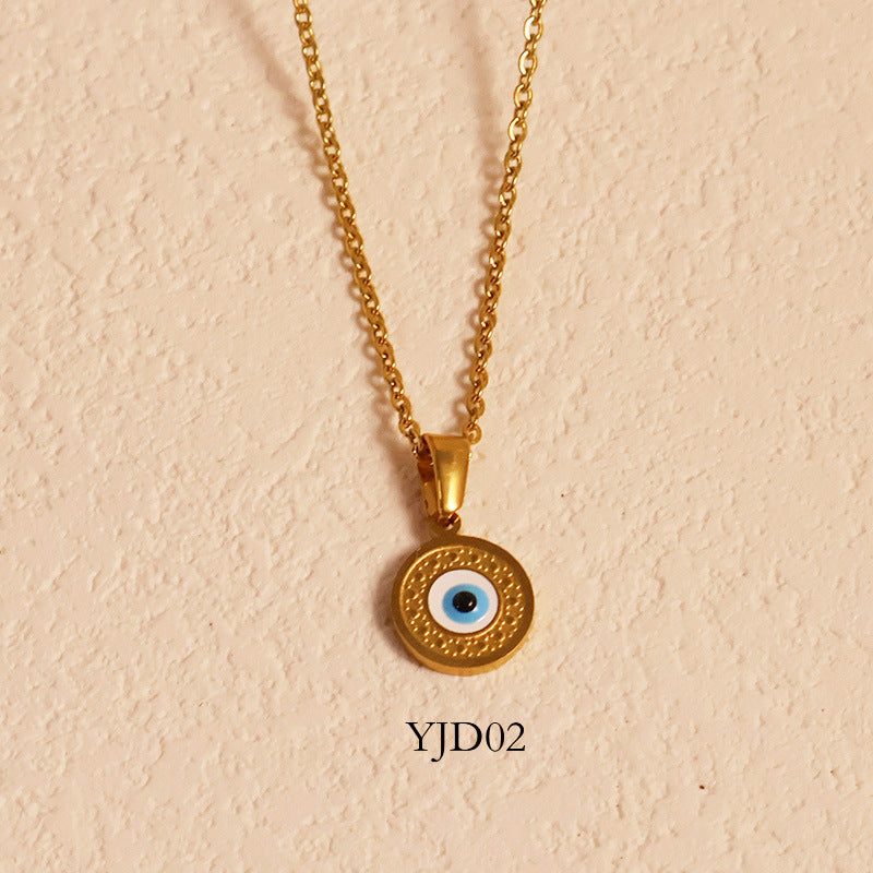 European and American blue eyes devil eye pendant necklace ethnic style vacation clavicle chain plated 24k gold vintage accessories for women