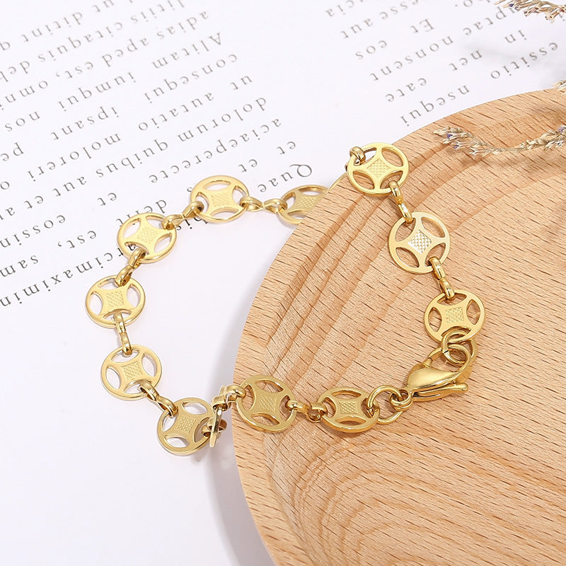 Personalized stainless steel splicing copper coin cross chain, niche design Internet celebrity jewelry for girlfriends and girlfriends gifts