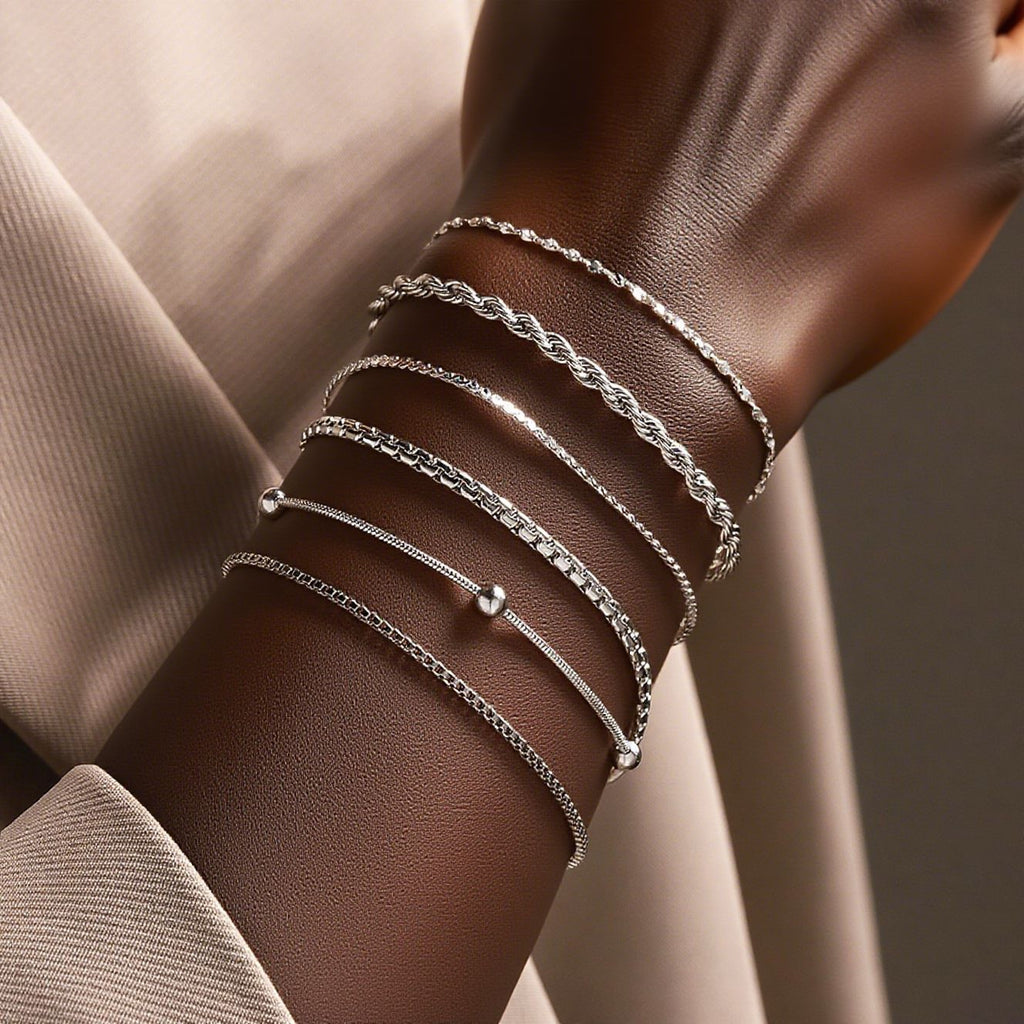 Women's fashion titanium steel bracelet, European and American cross-border hot-selling jewelry fashion versatile plated 18K real gold stainless steel bracelet