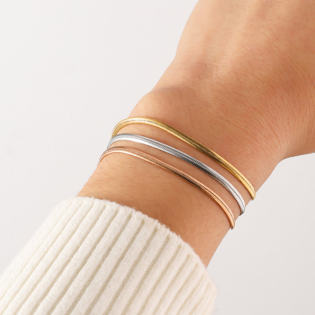 Stainless Steel Snake Bone Chain Bracelet Women's European and American Trend Fashion Furnace 18K Vacuum Electroplating Titanium Steel Push Bracelet