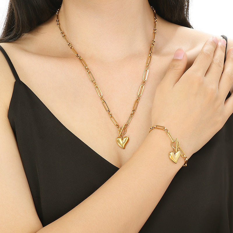 European and American fashion three-dimensional heart-shaped OT buckle paperclip chain titanium steel bracelet personalized love pendant necklace women's jewelry