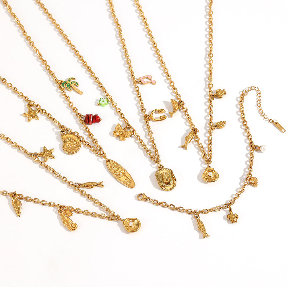 Cross-border European and American ocean starfish pendant, conch necklace, women's versatile light luxury stainless steel plated 18K gold-plated collarbone chain