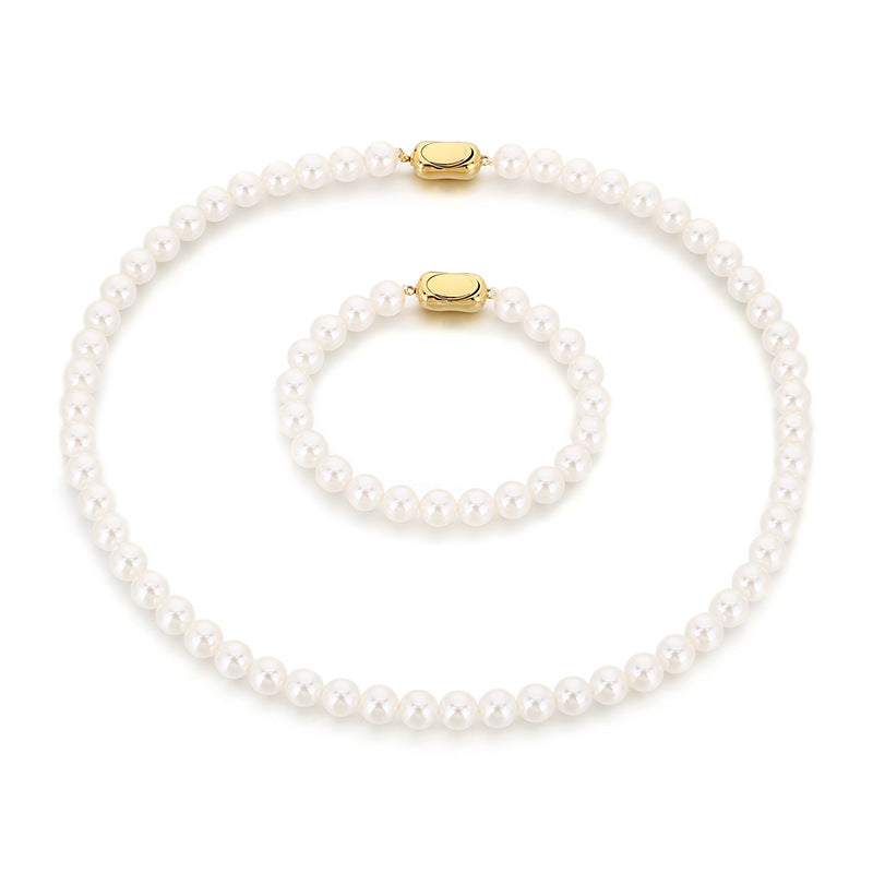 Classic Pearl Bead Necklace
