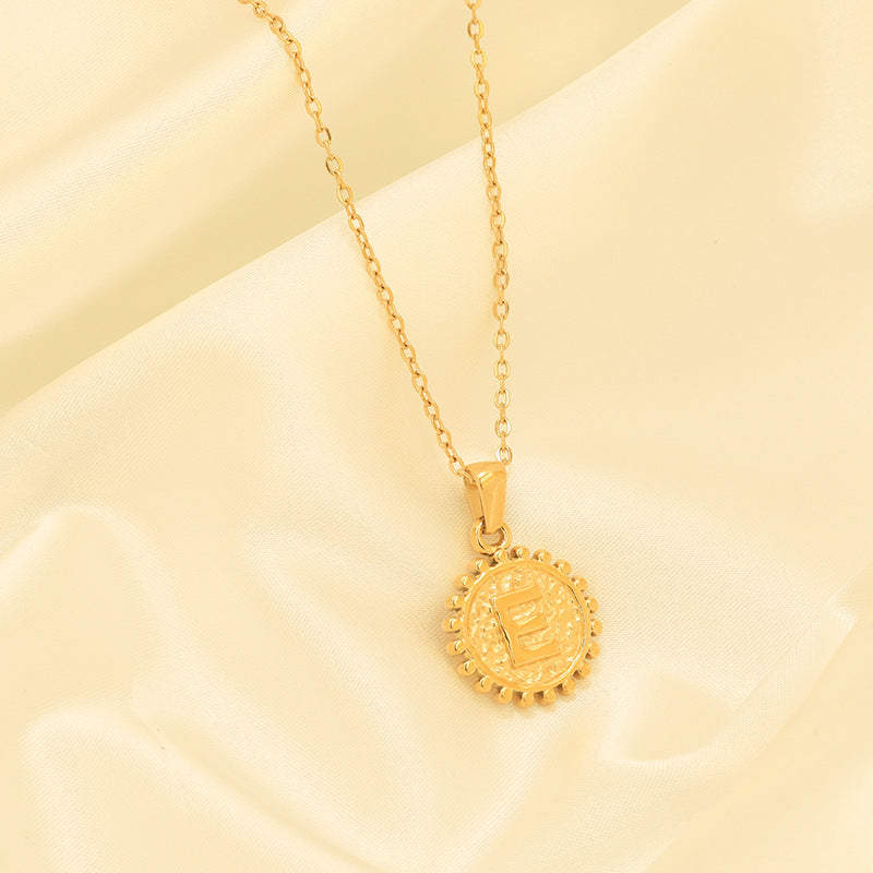 Cross-border hot-selling titanium steel necklace strip does not fade 18k gold-plated A-Z letter chain pendant fashionable couple gift