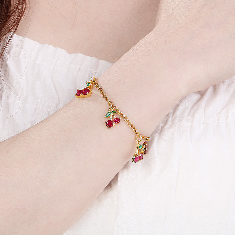 Summer vacation seaside shell wind jewelry stainless steel bracelet pendant strawberry cherry jewelry spot wholesale