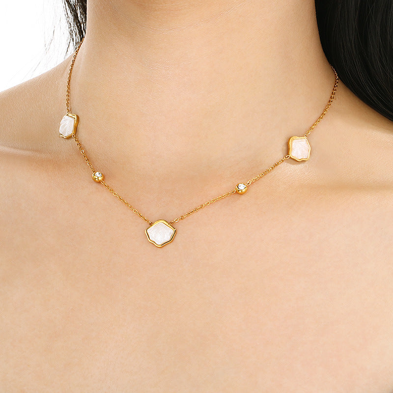 Modern Organic Shell Pendant Necklace Set