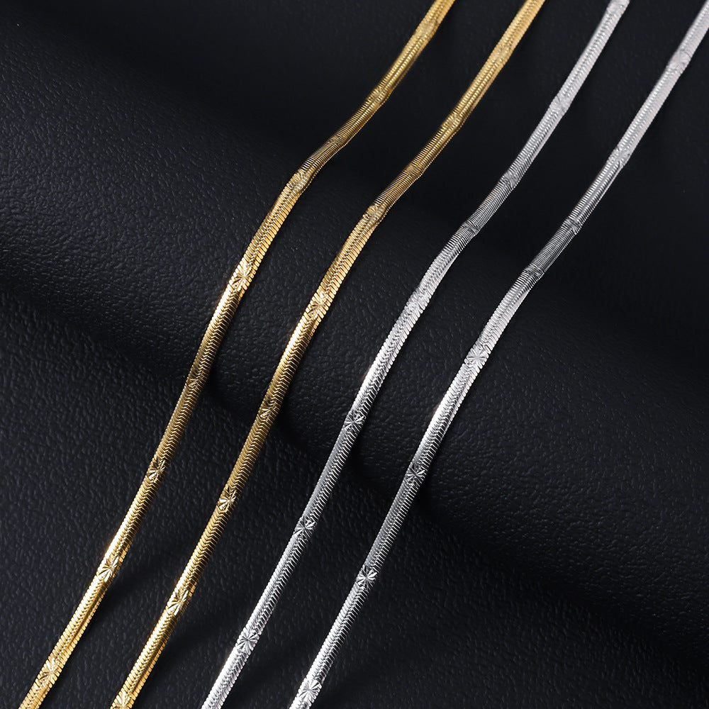 Cross-border hot-selling stainless steel embossed push-tight necklace female, 18K real gold electroplating in the furnace, titanium steel batch flower push-tight chain