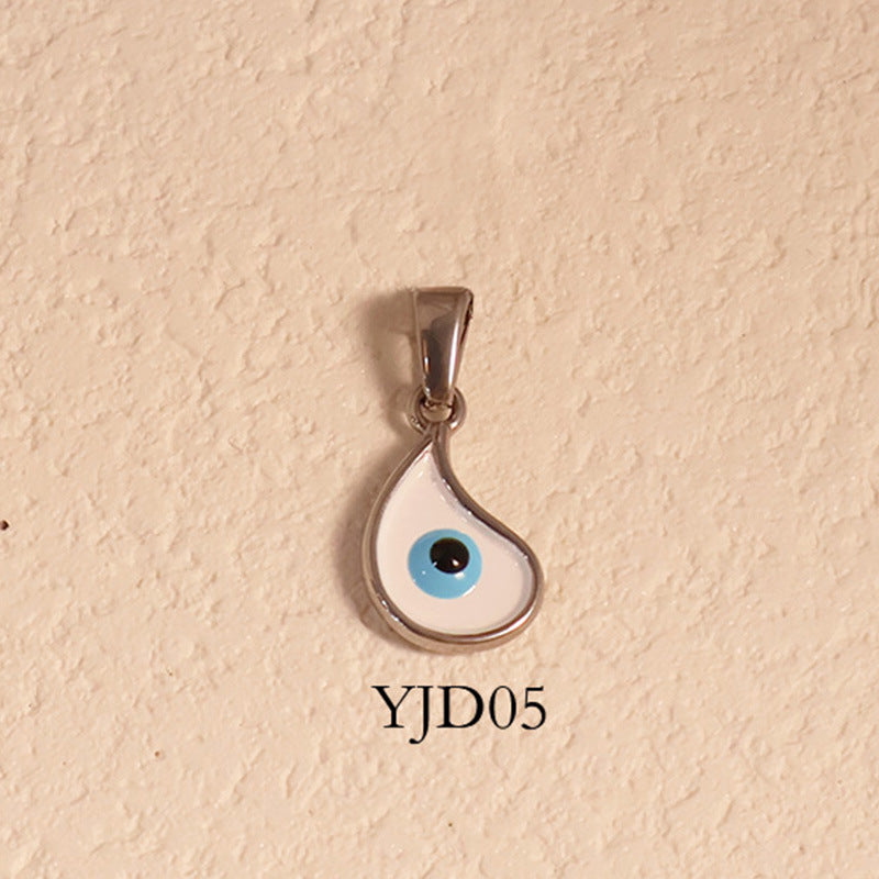 European and American blue eyes devil eye pendant necklace ethnic style vacation clavicle chain plated 24k gold vintage accessories for women