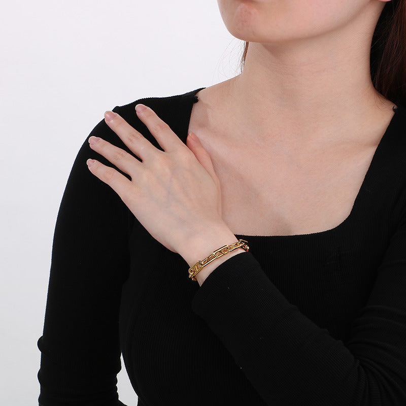 Korean version ins simple stainless steel Japanese chain bracelet trend titanium steel chain 8-shaped jewelry bracelet wholesale