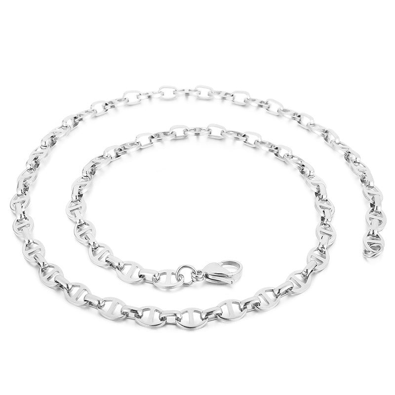 Creative stainless steel Japanese character 6/7/8 mm pig nose buckle necklace, niche simple individual cold wind versatile necklace