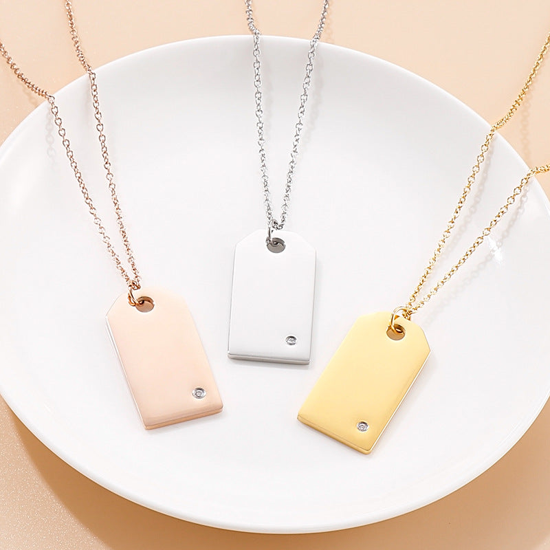 Minimal Tag Necklace – Modern Engraveable Pendant