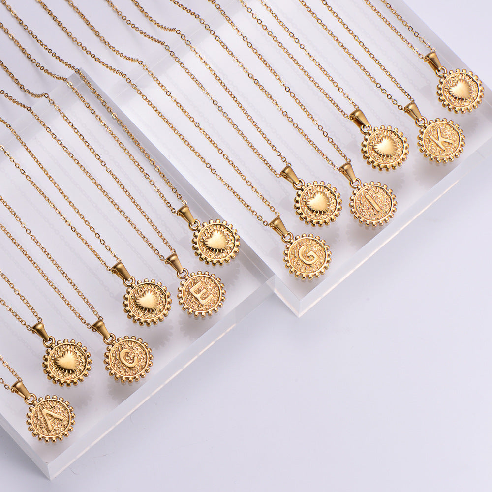 Cross-border hot-selling titanium steel necklace strip does not fade 18k gold-plated A-Z letter chain pendant fashionable couple gift