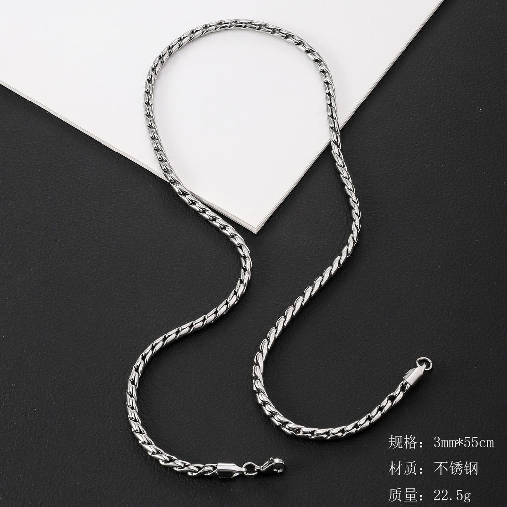 Cross-border stainless steel Cuban chain necklace, hot-selling fashion and versatile personality in Europe and America, non-fading men's titanium steel necklace