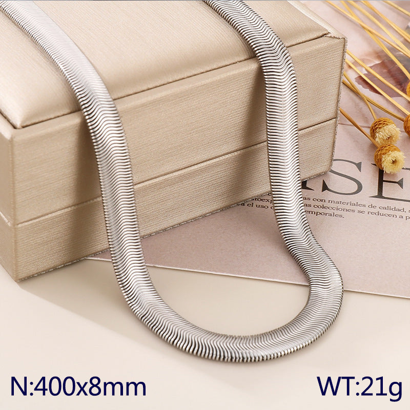 European and American cold stainless steel flat snake bone chain 18K versatile retro flat snake chain neck chain necklace spot jewelry