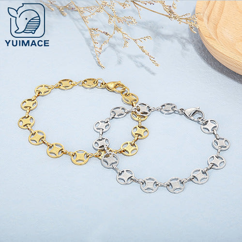 Personalized stainless steel splicing copper coin cross chain, niche design Internet celebrity jewelry for girlfriends and girlfriends gifts