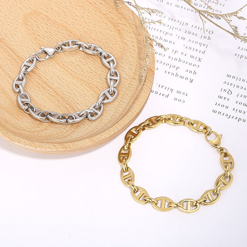 Stainless steel Japanese character pig nose buckle bracelet, niche design sense simple ins personality creative cold wind jewelry