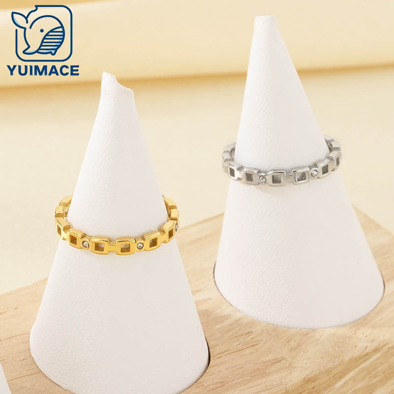 Stylish and simple high-end cut hollow square diamond chain stainless steel ring titanium steel ring ring jewelry