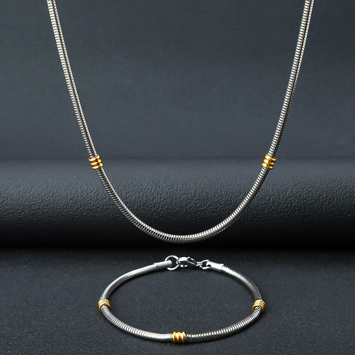 European and American cross-border stainless steel round snake chain string gold bead bracelet, spot supply versatile simple snake bone titanium steel necklace