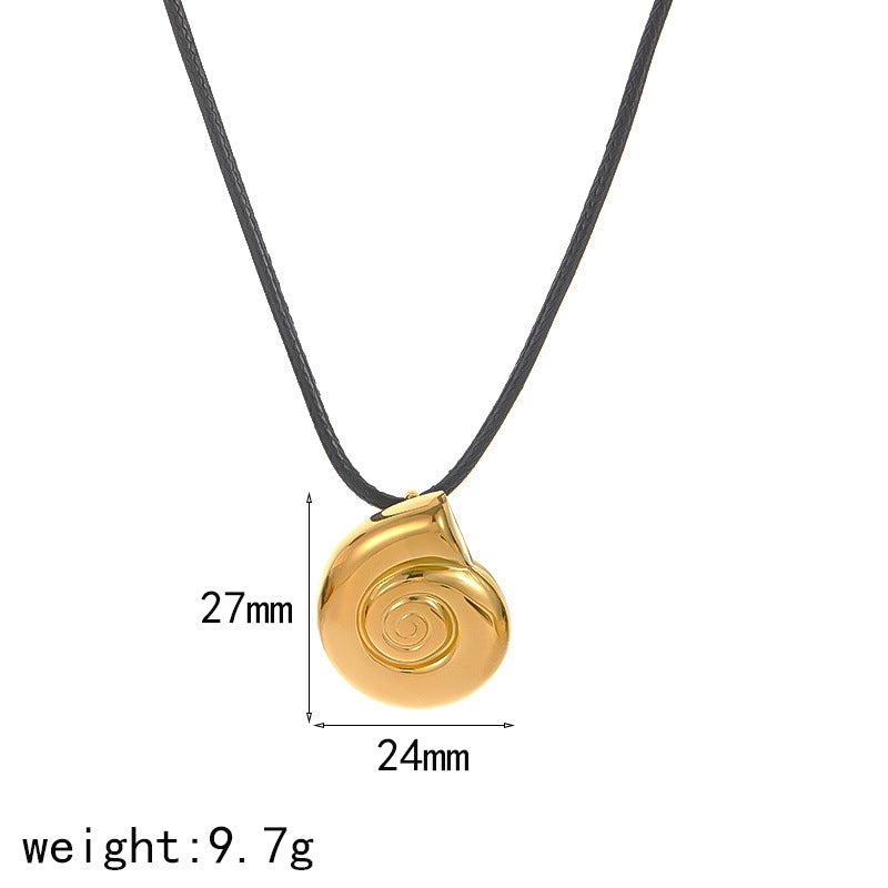 Cross-border 18k gold conch titanium steel necklace summer women's high sense marine elements ins casual wind stainless steel necklace
