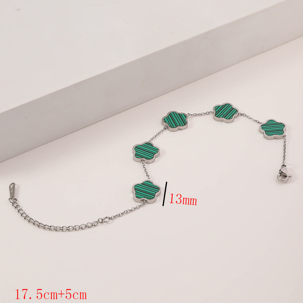 Cross-border hot-selling stainless steel five-leaf clover bracelet women's fashion simple new single-sided fritillary five-leaf flower titanium steel bracelet