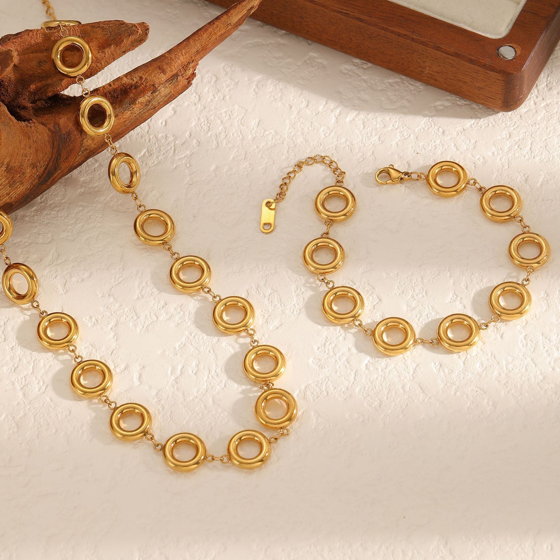 Cross-border circle ring stainless steel bracelet, necklace, jewelry set, women's simple and versatile bracelet, bracelet does not fade