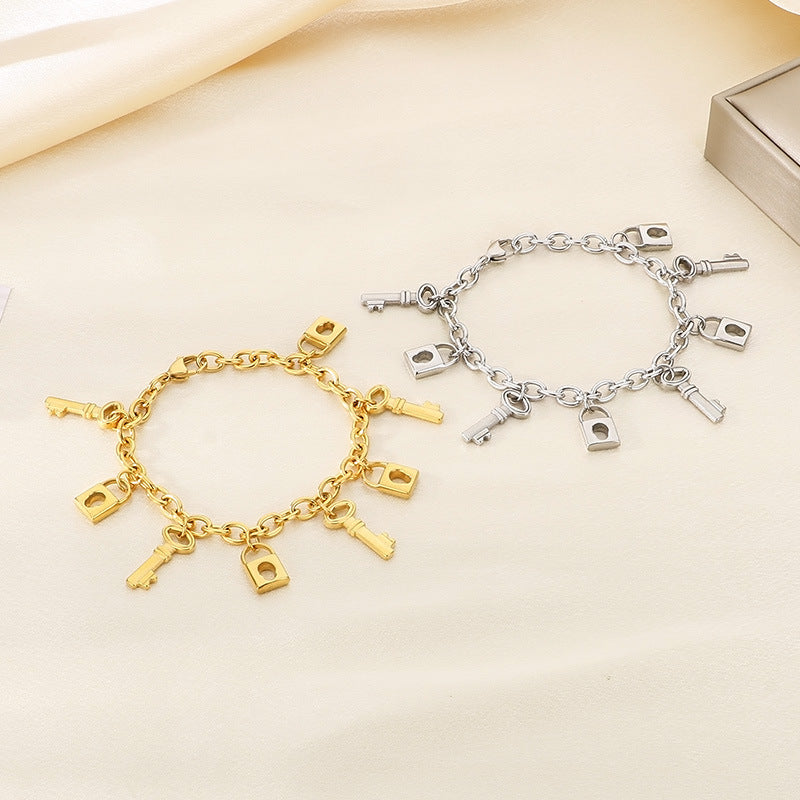 ins wind love element key lock tag pendant stainless steel bracelet trend retro titanium steel plated 18K gold jewelry