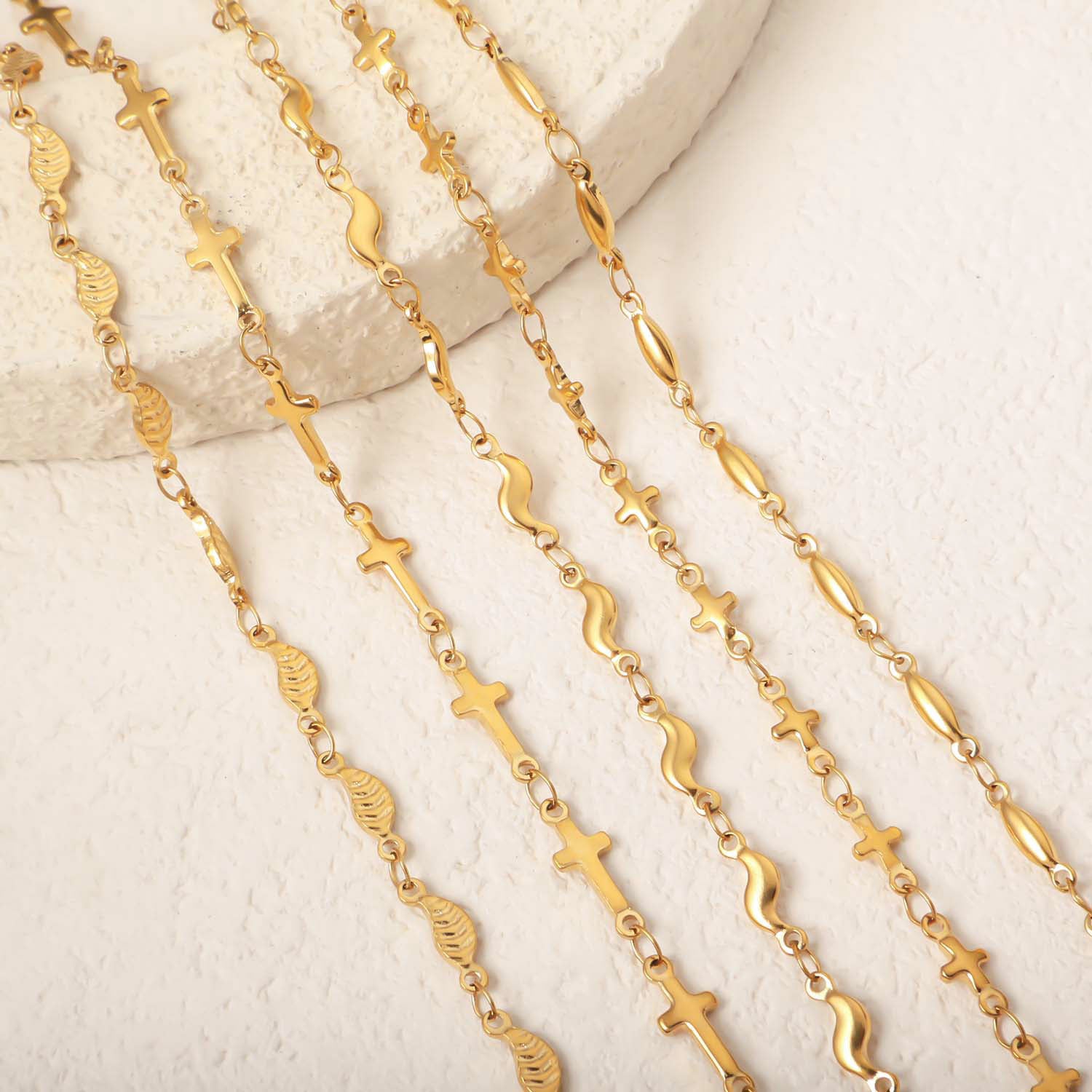 Cross-border stainless steel leaf wavy cross necklace, fashion creative DIY handmade chain jewelry accessories wholesale