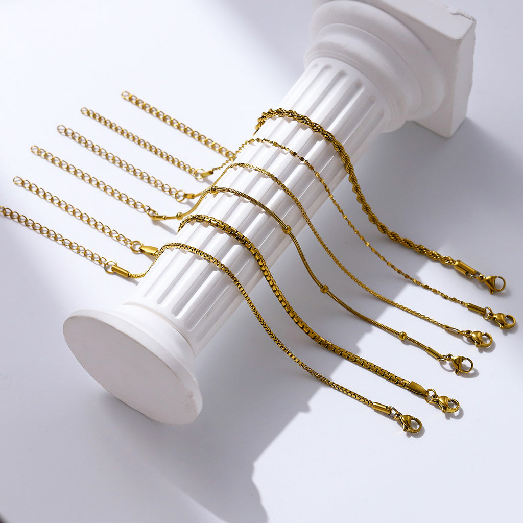 Women's fashion titanium steel bracelet, European and American cross-border hot-selling jewelry fashion versatile plated 18K real gold stainless steel bracelet