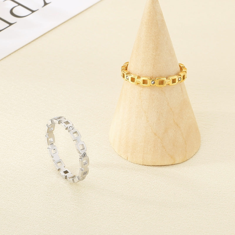 Stylish and simple high-end cut hollow square diamond chain stainless steel ring titanium steel ring ring jewelry