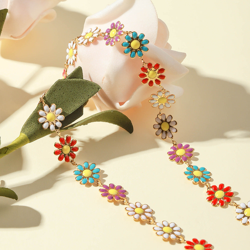 Cross-border exclusive for Europe and the United States, oil dripping colored daisy pendant, stainless steel necklace, flower necklace, clavicle titanium steel necklace
