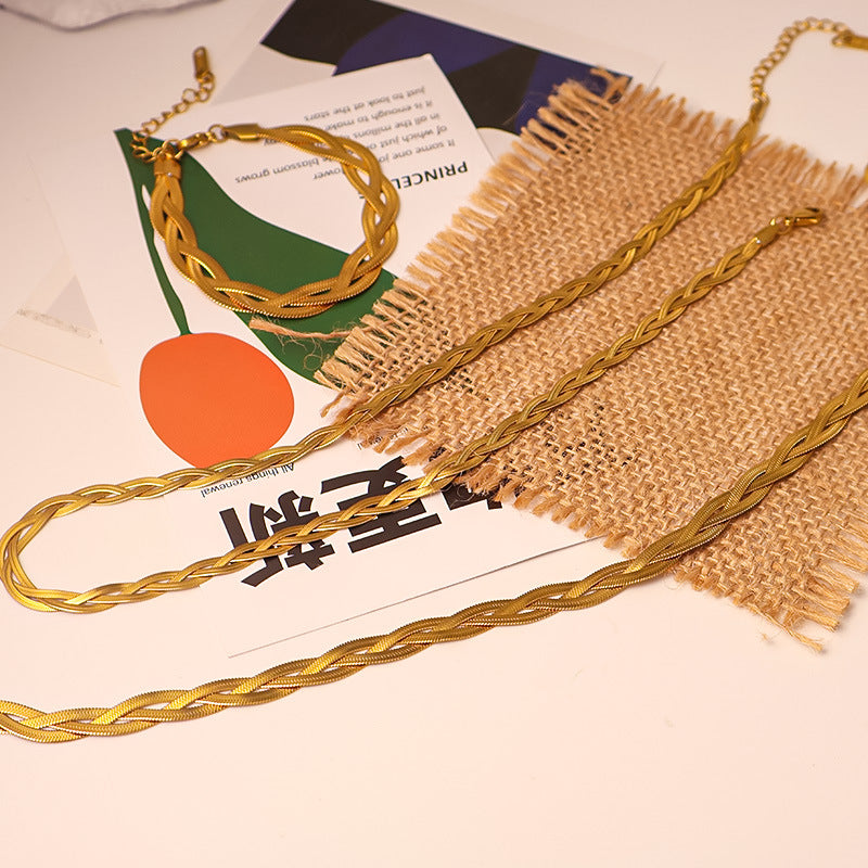 Amazon European and American Simple Vintage Men's and Women's Blade Chains Stainless Steel Twist Flat Snake Bone Chains Necklaces Bracelets Wholesale