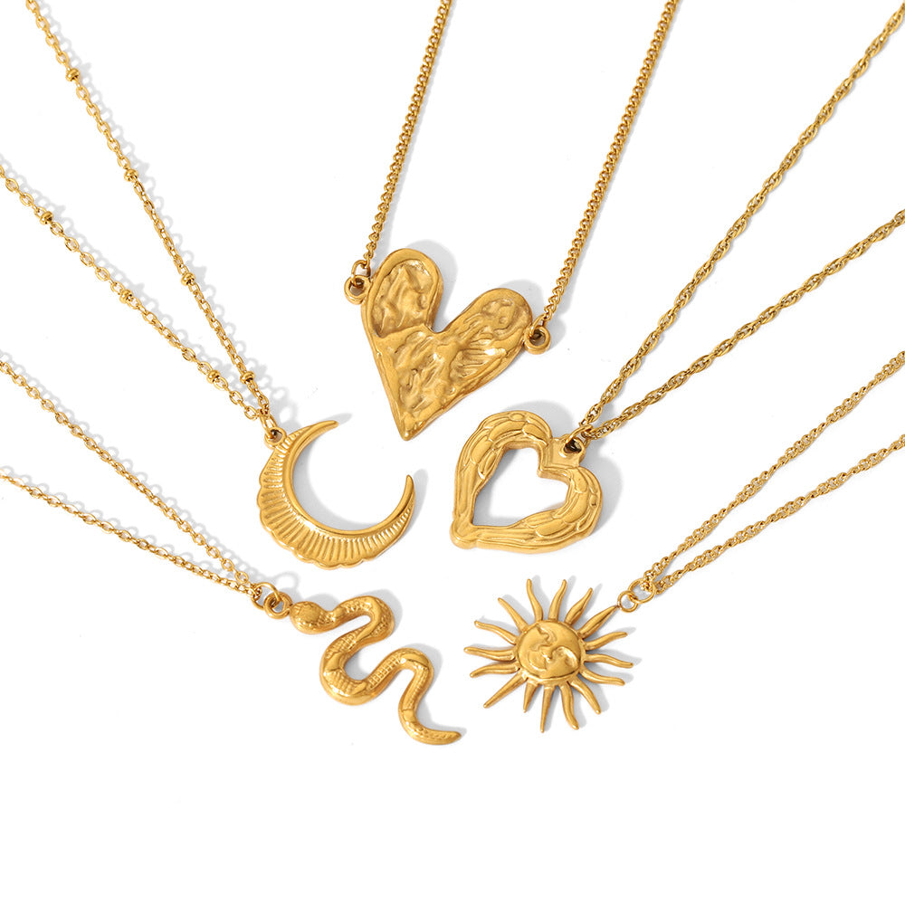 European and American light luxury love necklace 18K gold stainless steel sun and moon snake collarbone chain high-end sense necklace jewelry women