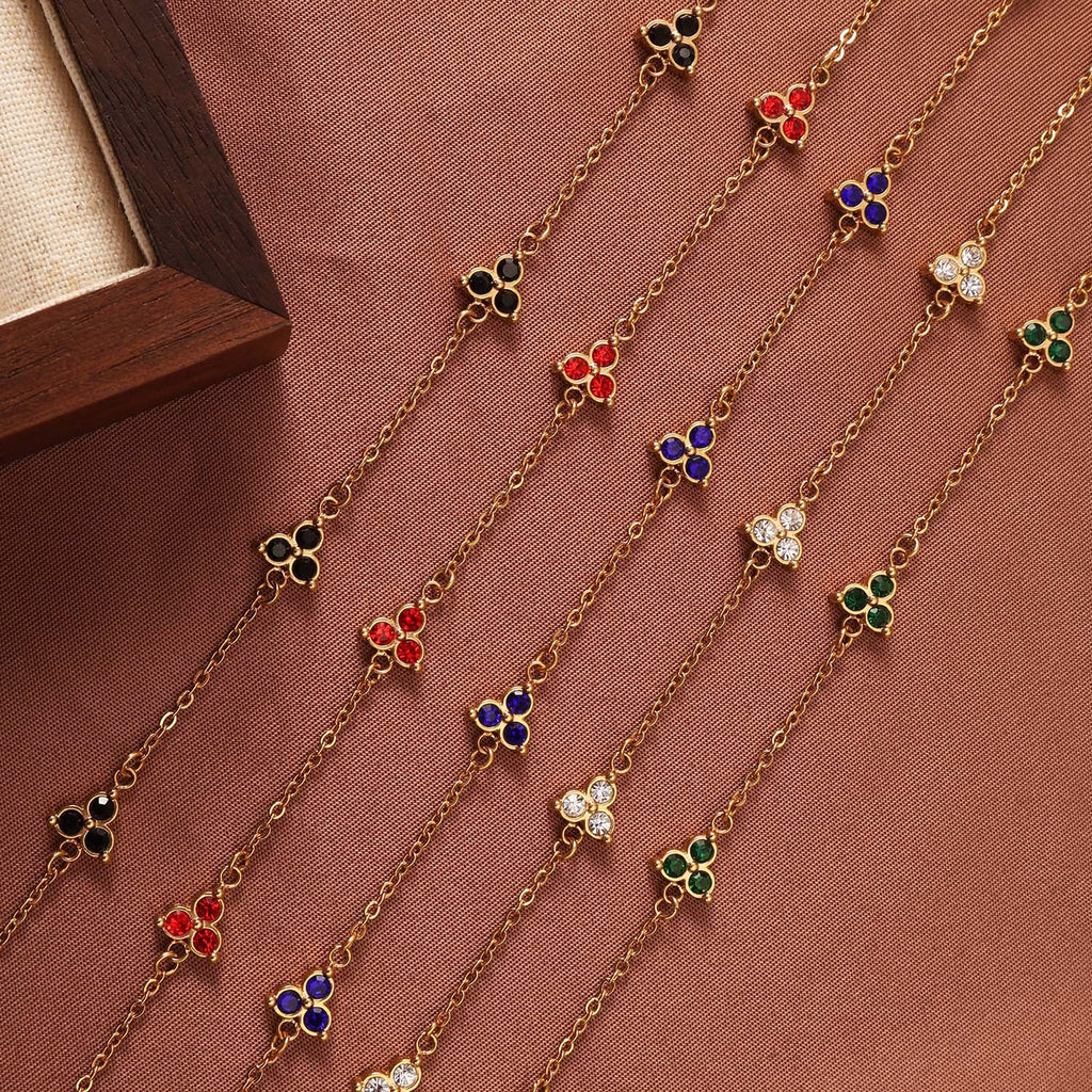 Cross-border new stainless steel three-diamond bracelet light luxury versatile Mori women's explosive bracelet simple hand jewelry wholesale