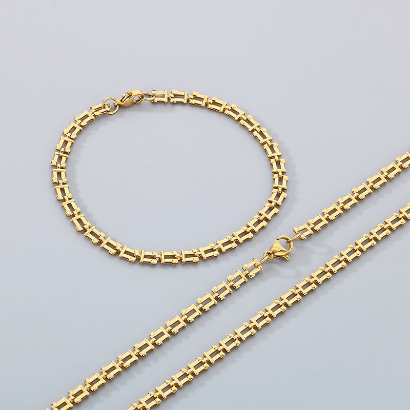 Cross-border fashion simple titanium steel strap chain bracelet necklace electroplated 18k gold hollow square set jewelry