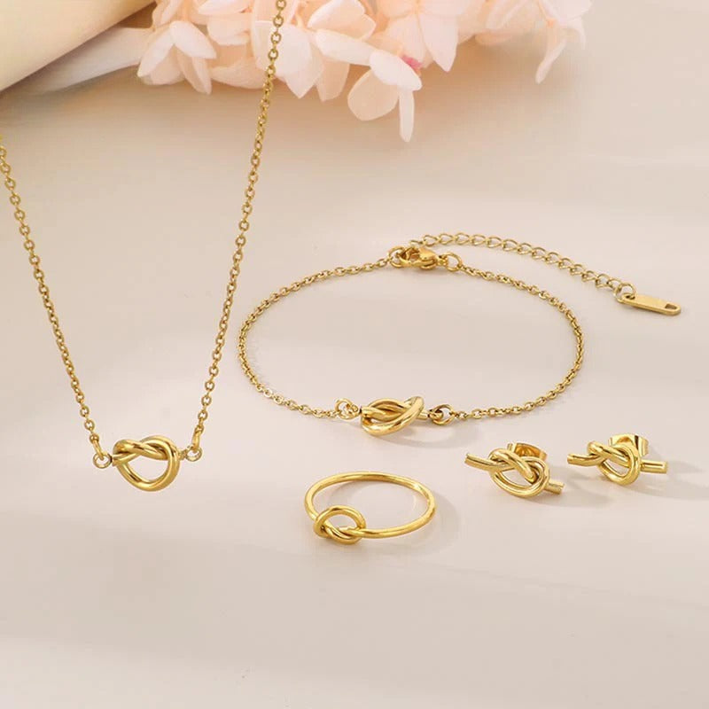 Knot Chain Necklace