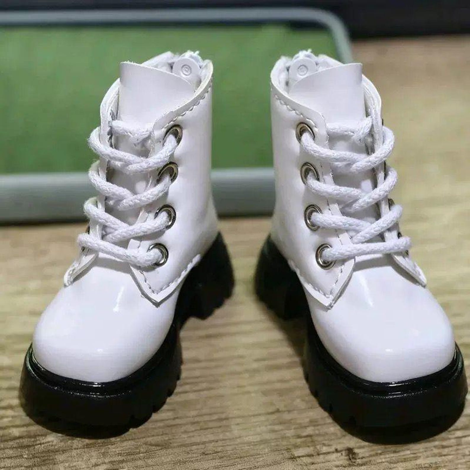 1/4 BJD Doll Martin Boots Shoes – Shiny Patent Leather Mini Boots for 1/4 SD MSD Dolls – Vintage English Style Doll Shoes Outfit