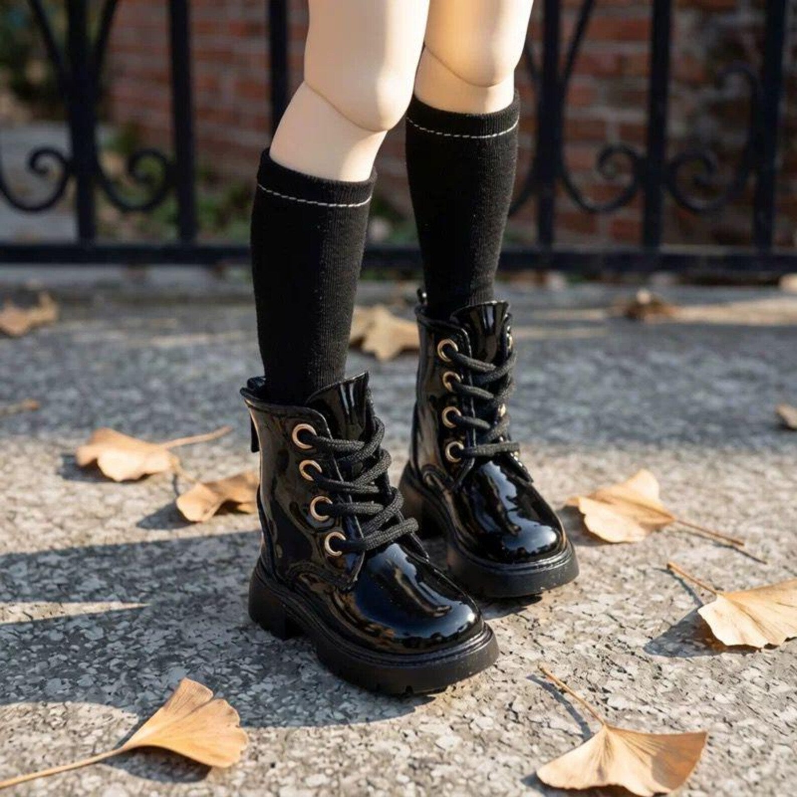 1/4 BJD Doll Martin Boots Shoes – Shiny Patent Leather Mini Boots for 1/4 SD MSD Dolls – Vintage English Style Doll Shoes Outfit