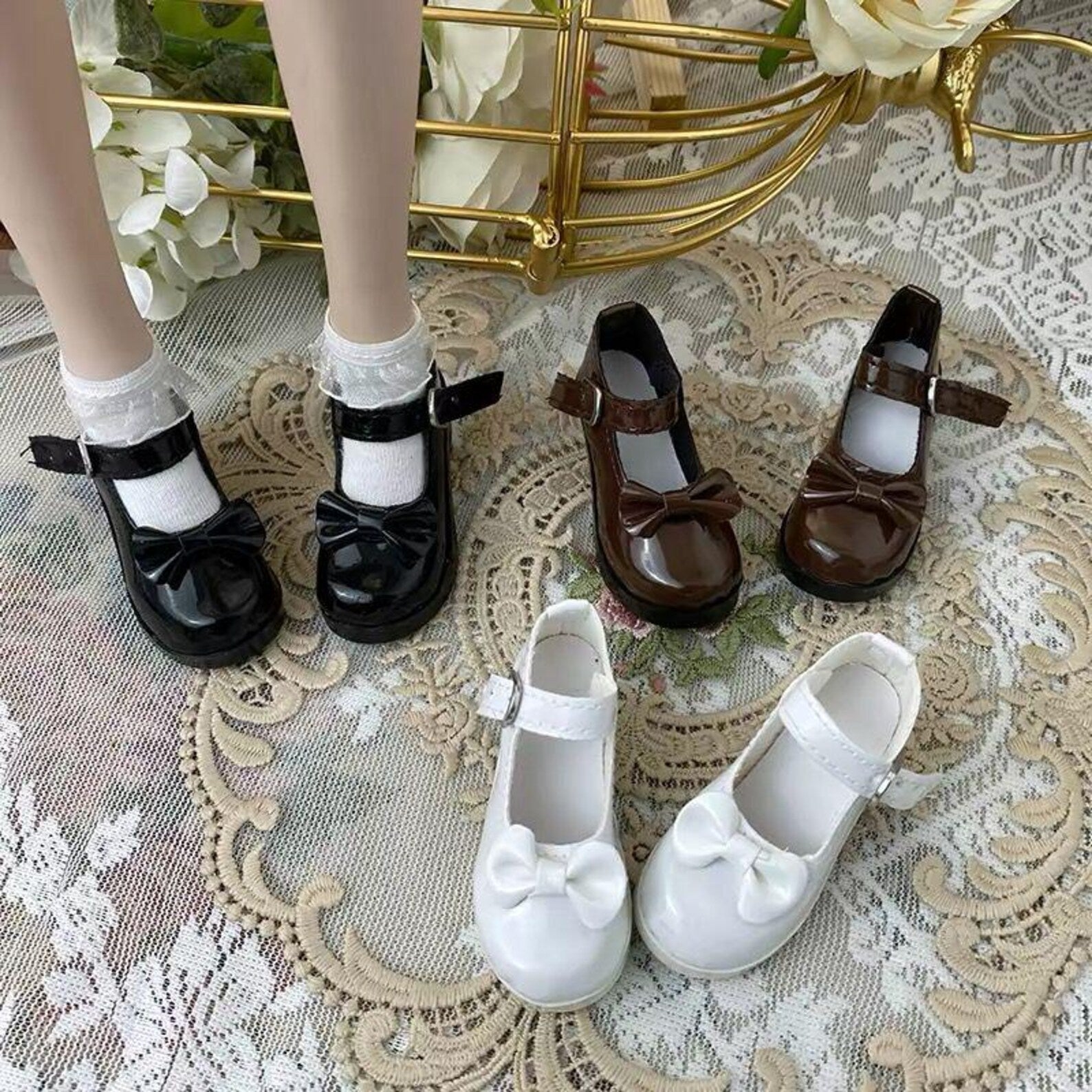 BJD Doll Mary Jane Shoes – 1/6 1/4 1/3 Doll Shoes, Glossy Bow Shoes, Cute School Style Doll Accessories, Black White Brown