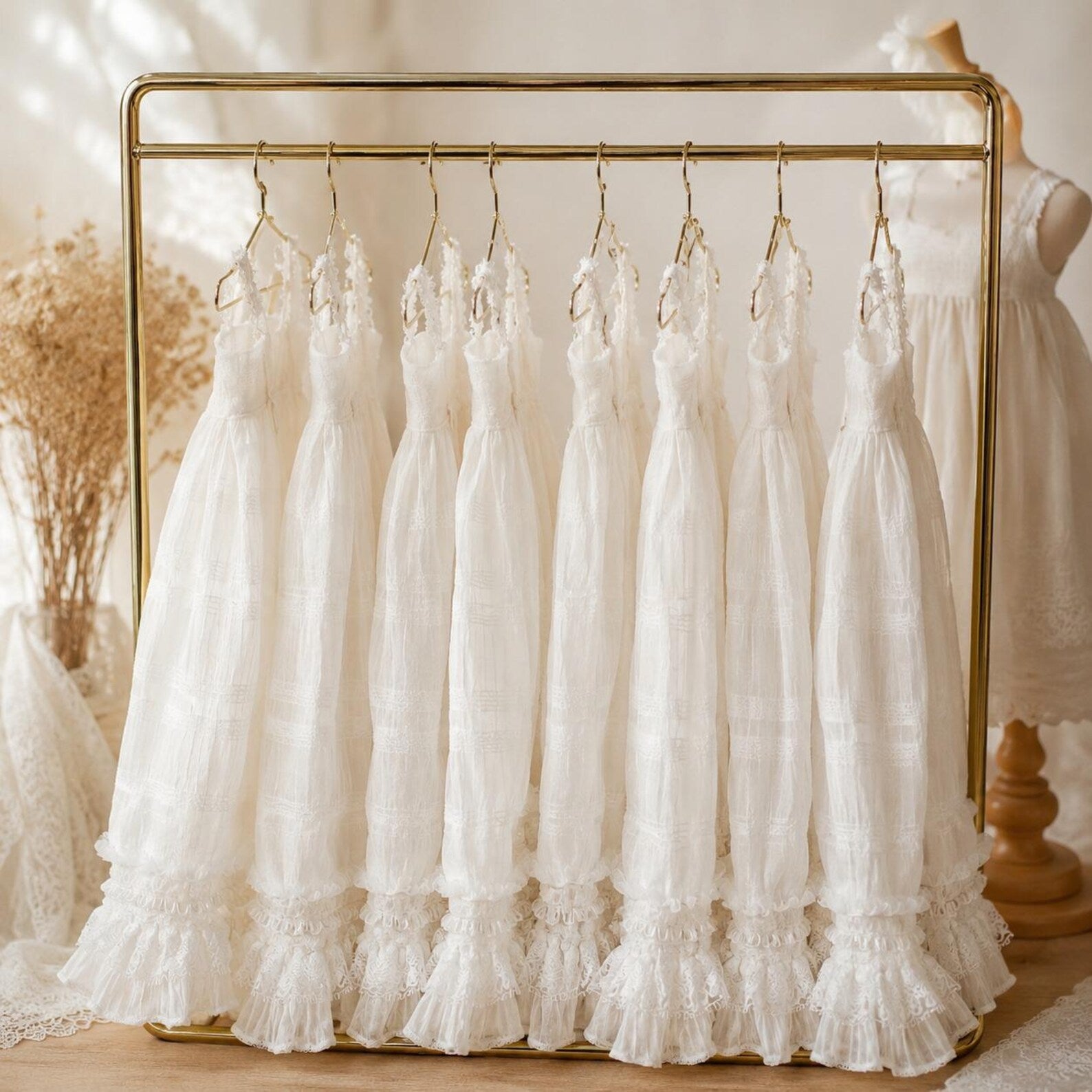 Custom White Lace Doll Dress for Azone, 1/6 1/4 1/3 BJD, Handmade Made to Order Ruffle Gown